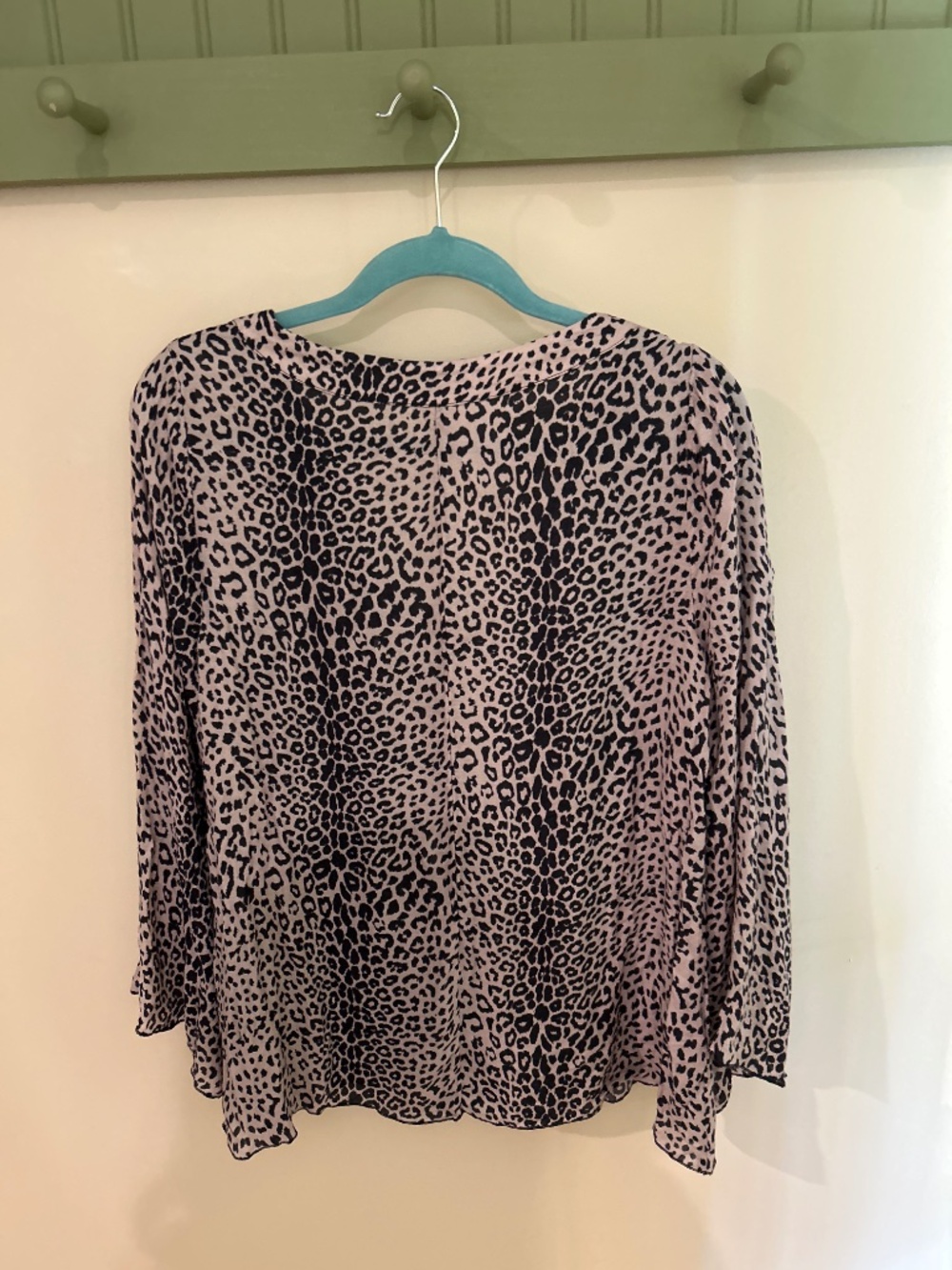 Chaser Leopard Top - Picture 6 of 6